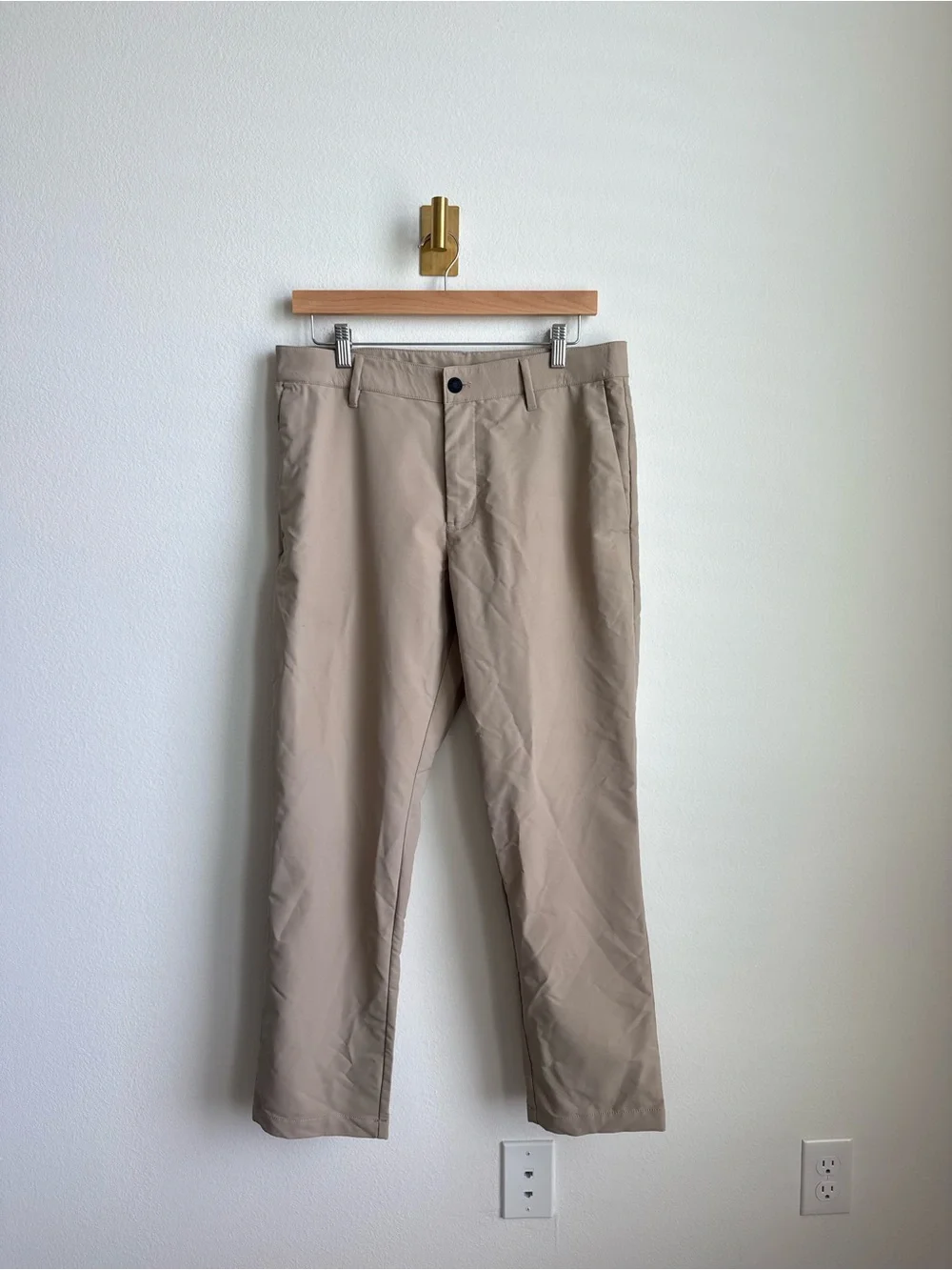 Banana Republic Men’s Performance Pants Beige Khaki 32x29 Stretch Chino